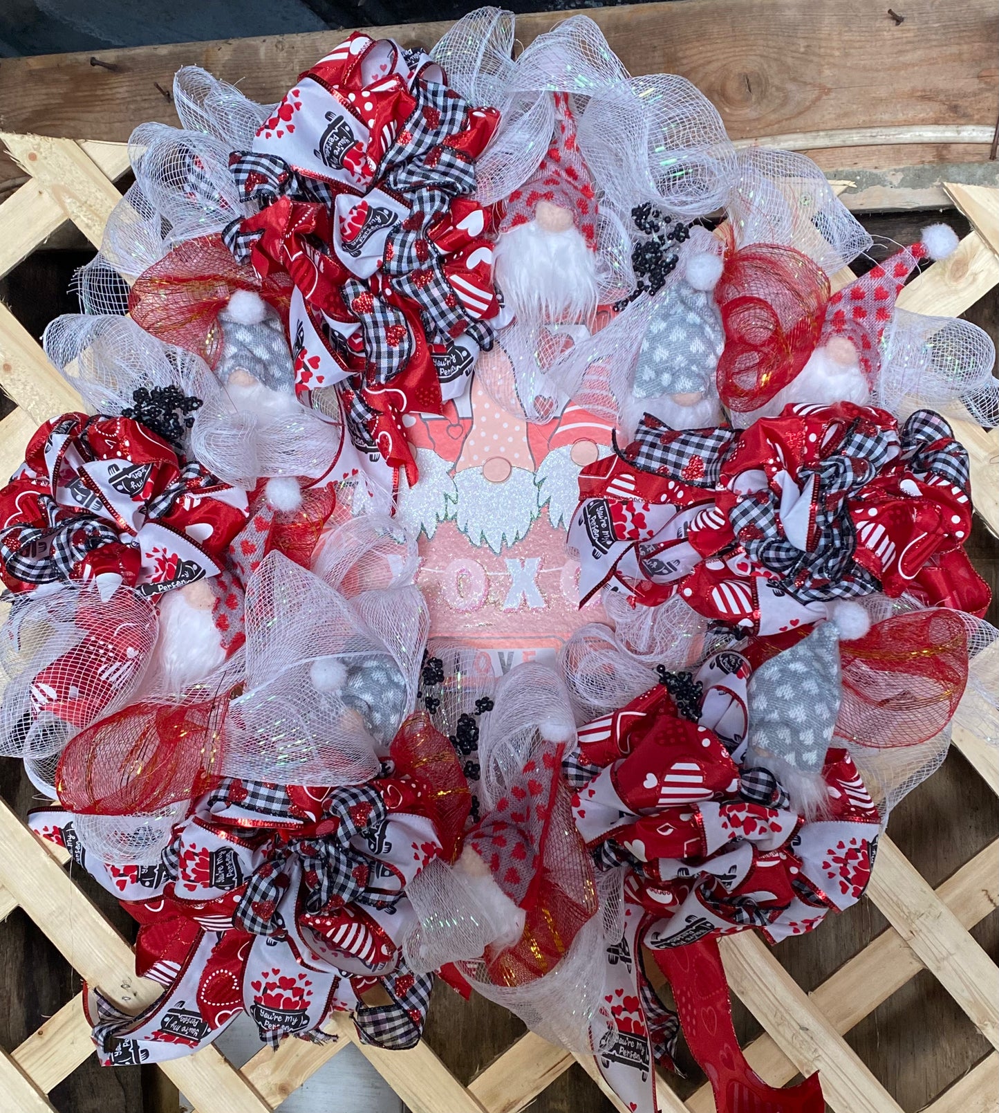 XOXO Gnome wreath