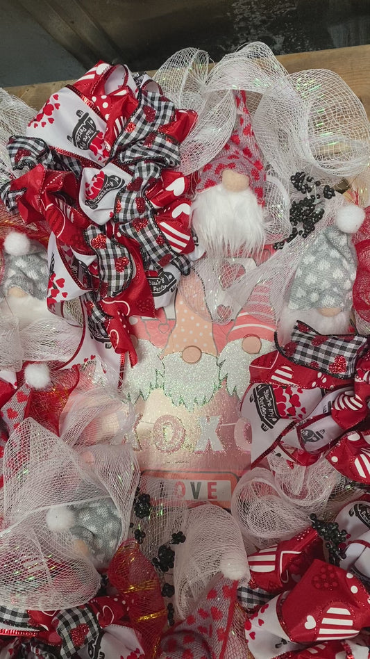 XOXO Gnome wreath